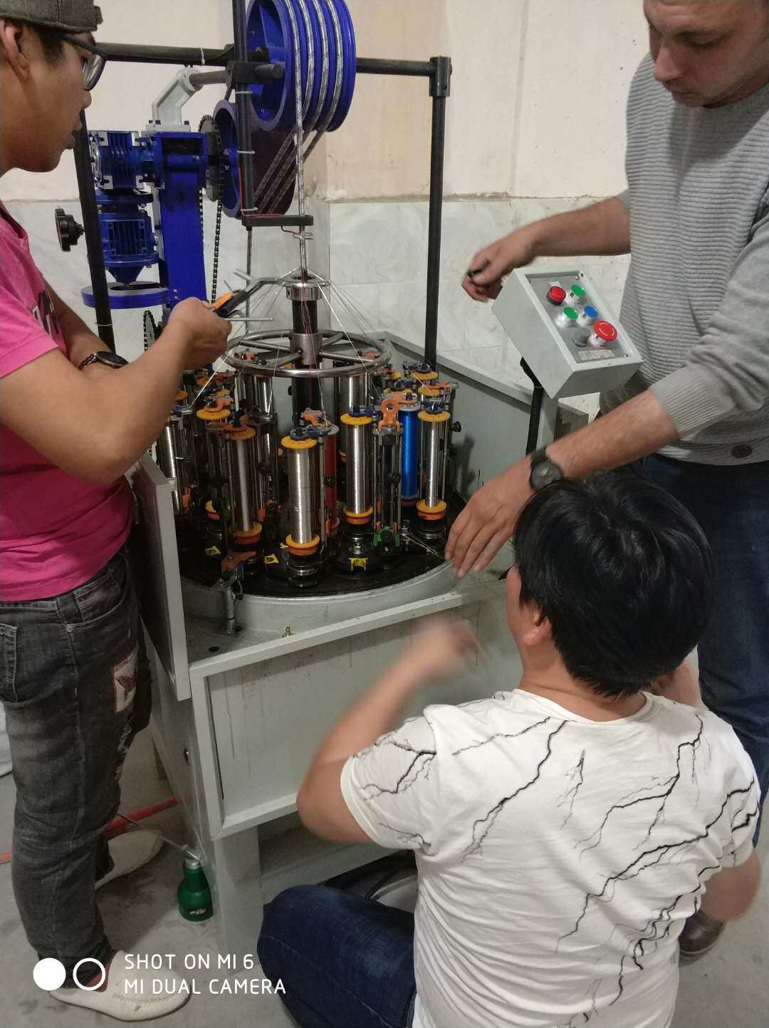 本發(fā)編織機員工培訓成為常態(tài)
