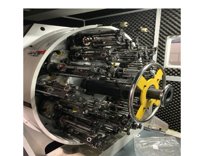 BFB24W-200CFS臥式編織機